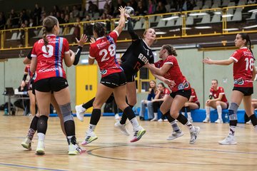 Bild 184 - wBJ SV Henstedt Ulzburg - HSG Holstein Kiel/Kronshagen : Ergebnis: 30:28